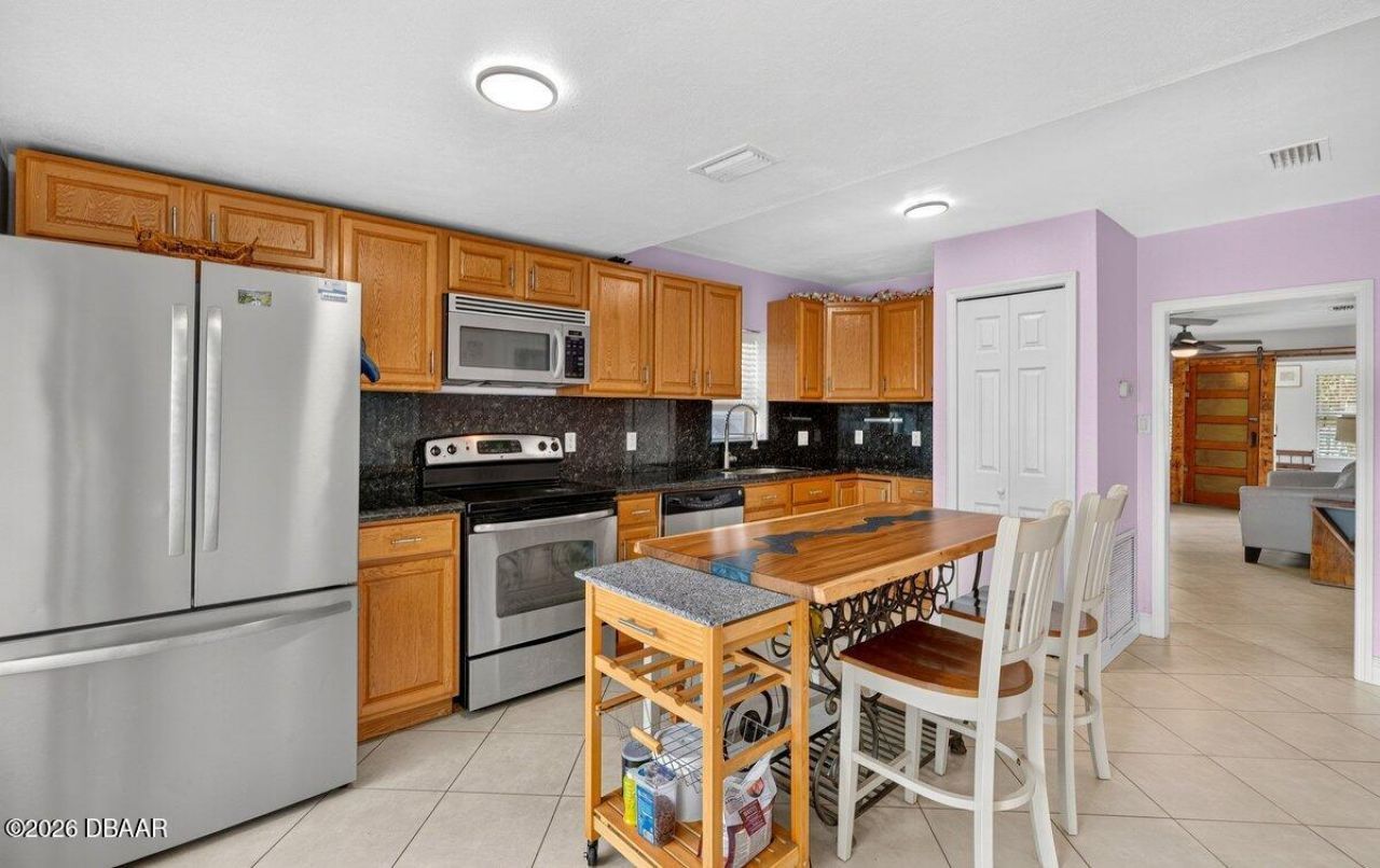 616 Dora Street, New Smyrna Beach, FL 32168 Photo