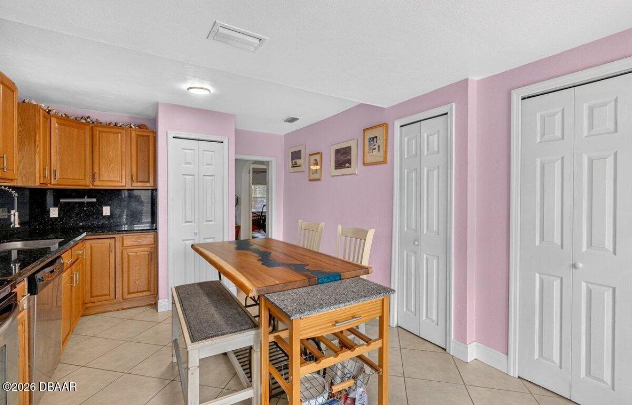 616 Dora Street, New Smyrna Beach, FL 32168 Photo