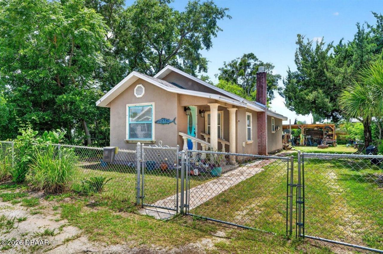 616 Dora Street, New Smyrna Beach, FL 32168 Photo