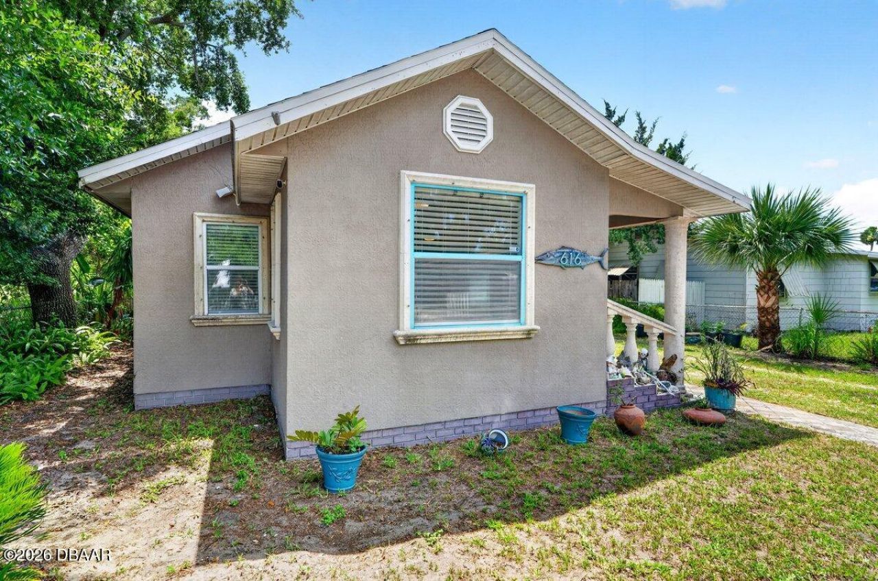 616 Dora Street, New Smyrna Beach, FL 32168 Photo