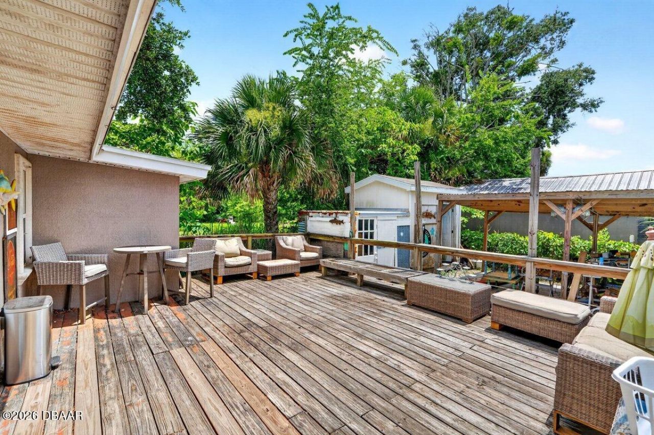 616 Dora Street, New Smyrna Beach, FL 32168 Photo