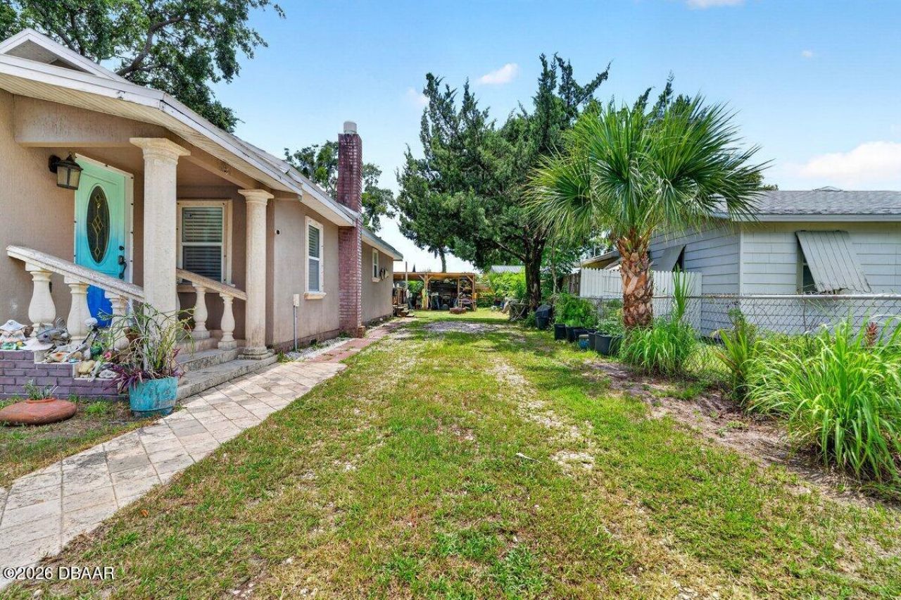 616 Dora Street, New Smyrna Beach, FL 32168 Photo