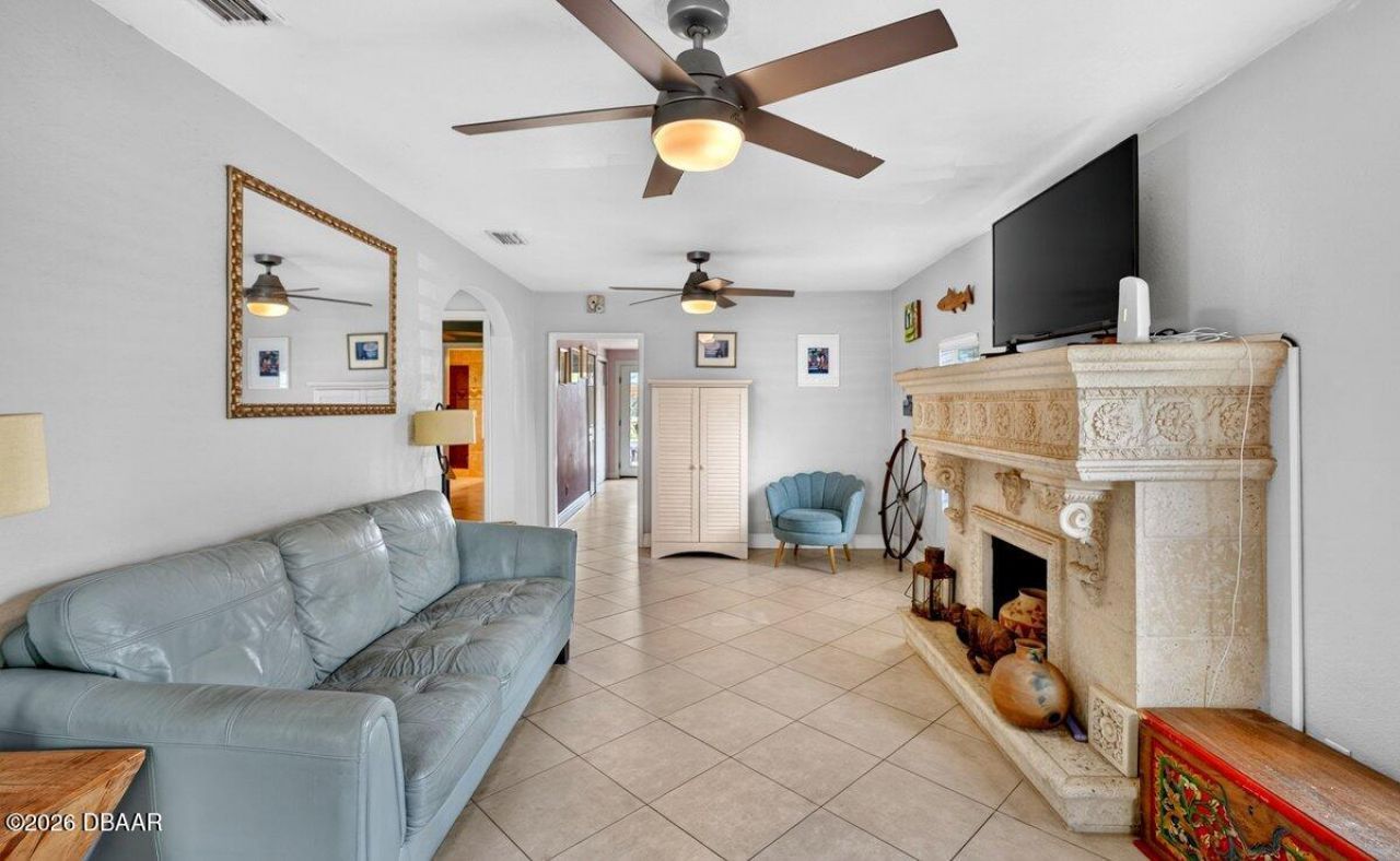 616 Dora Street, New Smyrna Beach, FL 32168 Photo