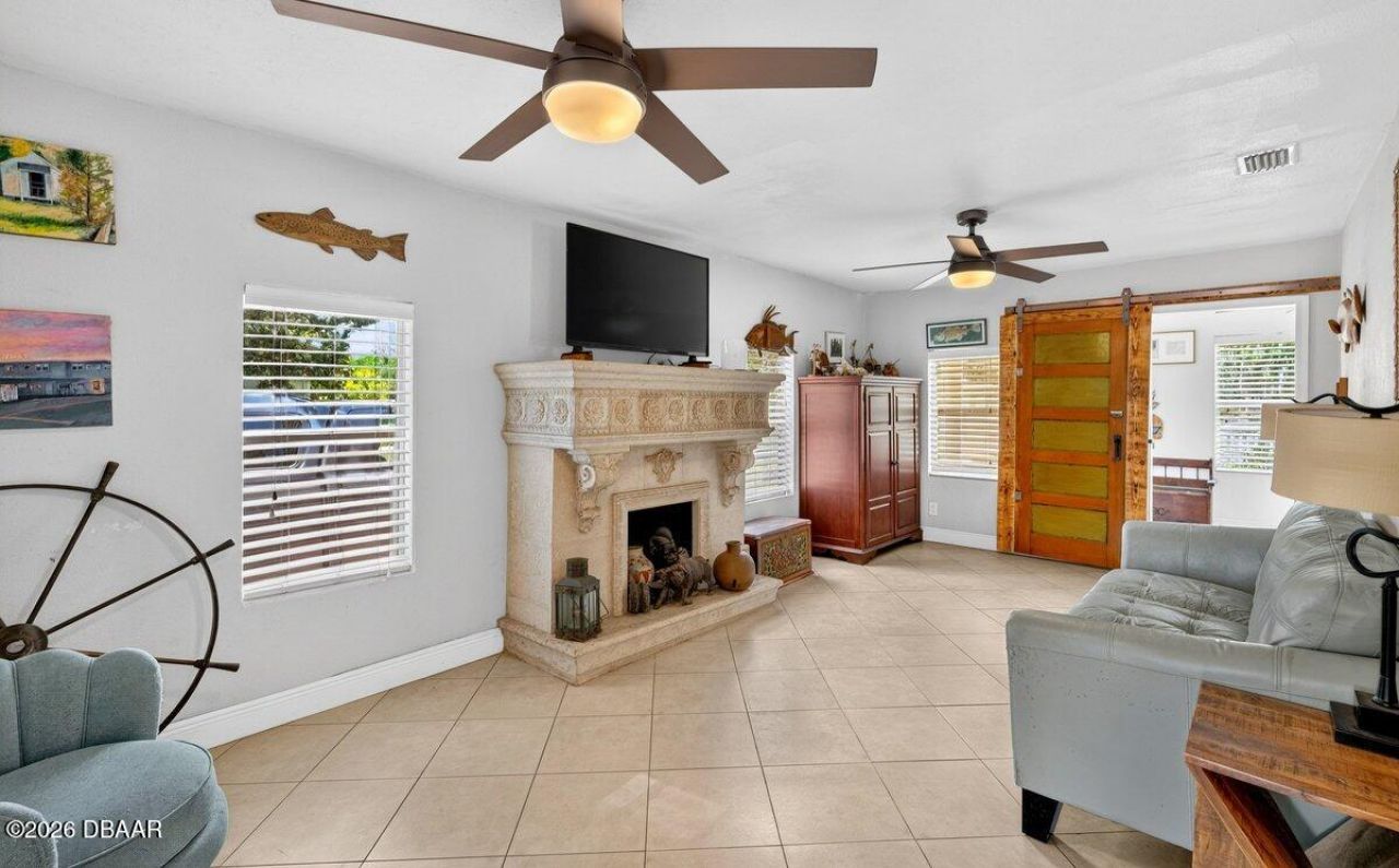 616 Dora Street, New Smyrna Beach, FL 32168 Photo