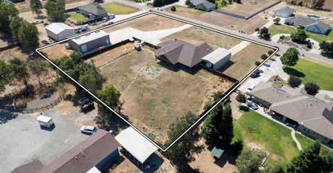 21187 E Rose Clover Ln, Linden, CA 95236 Photo