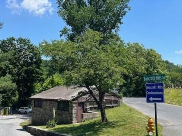 68 ROCKFORD ROAD, WILMINGTON, DE 19806