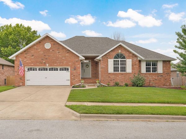 830 E Rachael Drive, Republic, MO 65738