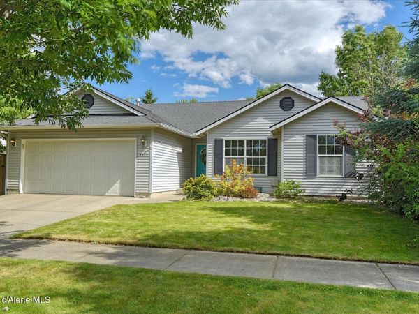 5372 W Hedgewood AVE , Post Falls, ID 83854