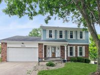 7829 Nantucket Drive , Darien, IL 60561 primary photo
