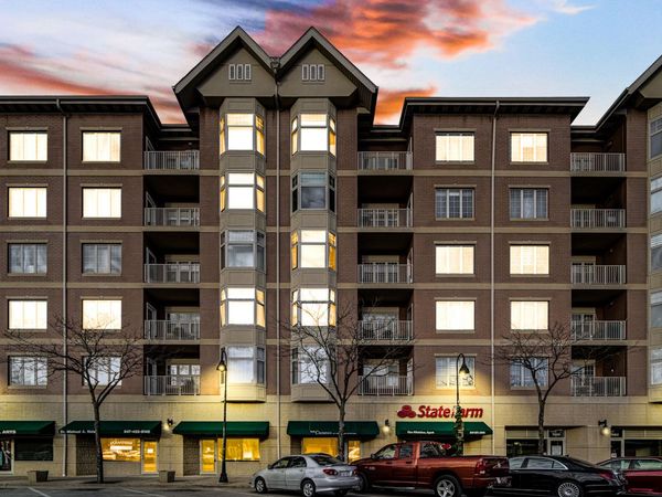 9670 Franklin Avenue , Unit 602, Franklin Park, IL 60131