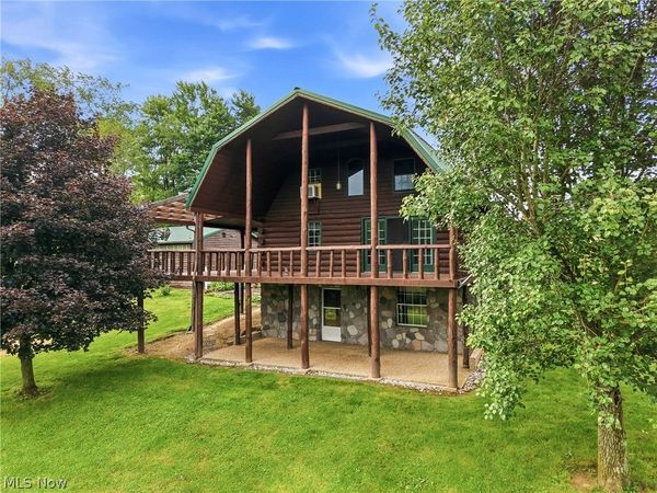 7374 Vale Road, Rogers, OH 44455