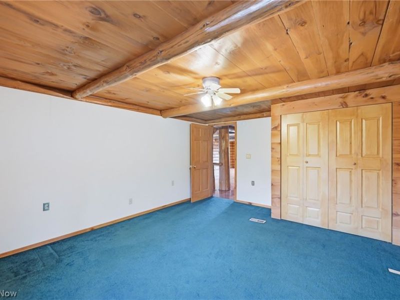 7374 Vale Road, Rogers, OH 44455 Photo 14