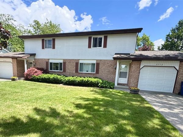 2312 Darwin Lane , Saginaw Twp, MI 48603