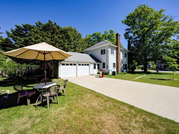 110 Sixth Street W, Northport, MI 49670