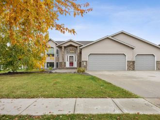 4163 54th Street S Fargo, ND 58104