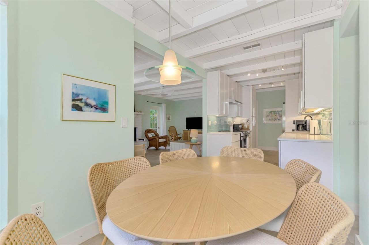 5253 Avenida Del Mare, Sarasota, FL 34242 Photo