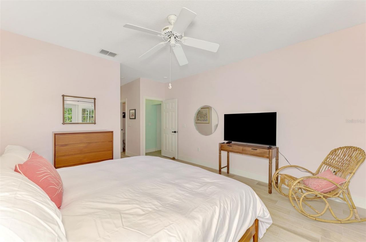 5253 Avenida Del Mare, Sarasota, FL 34242 Photo