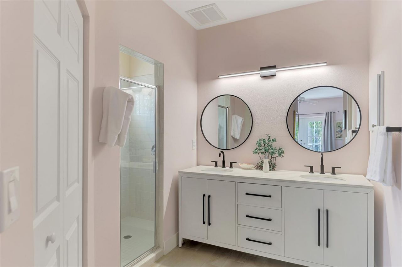 5253 Avenida Del Mare, Sarasota, FL 34242 Photo