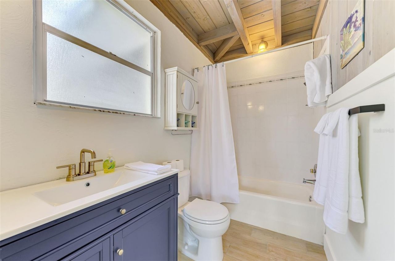 5253 Avenida Del Mare, Sarasota, FL 34242 Photo