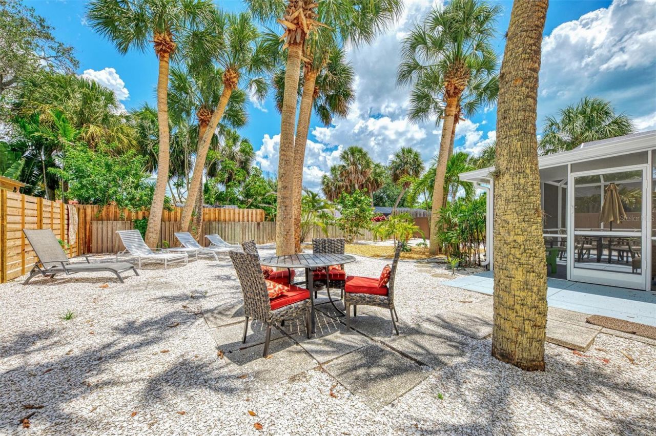 5253 Avenida Del Mare, Sarasota, FL 34242 Photo