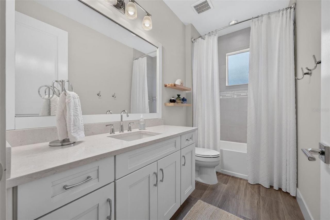 17749 Lucaya Drive, Lakewood Ranch, FL 34202 Photo
