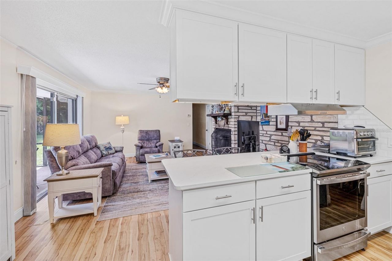 585 Corbin Park Road, New Smyrna Beach, FL 32168 Photo