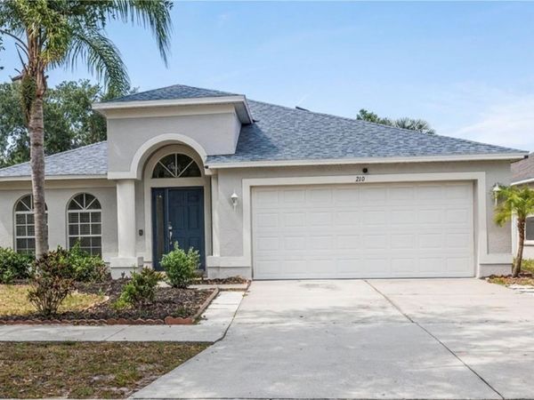 210 SMOKEY HILL AVENUE , RUSKIN, FL 33570