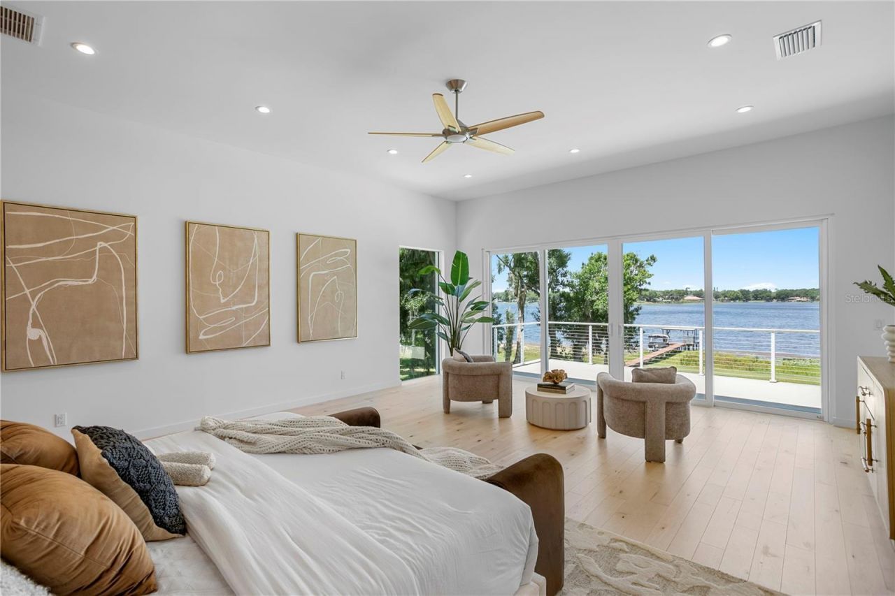 14802 Lake Magdalene Circle, Tampa, FL 33613 Photo