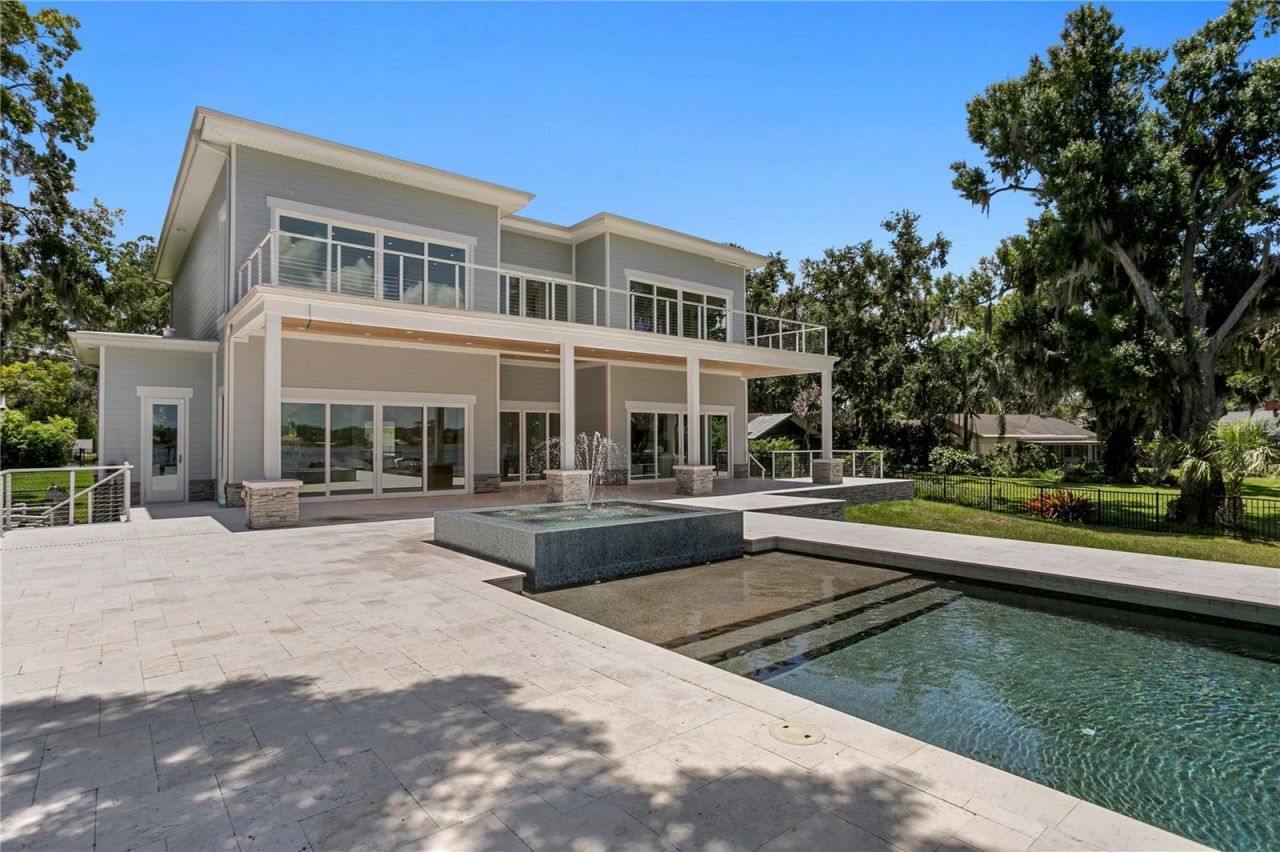 14802 Lake Magdalene Circle, Tampa, FL 33613 Photo