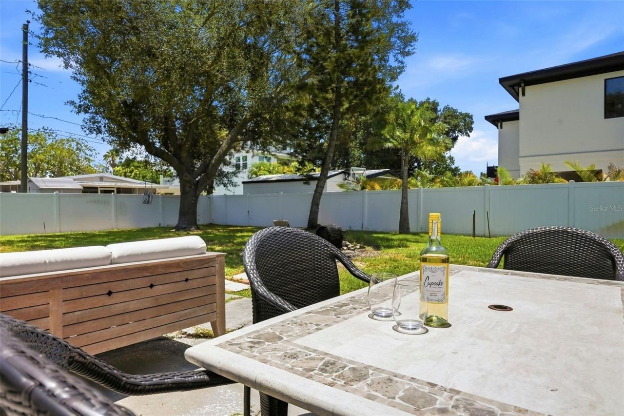 4145 Harrisburg Street Ne, Saint Petersburg, FL 33703 Photo