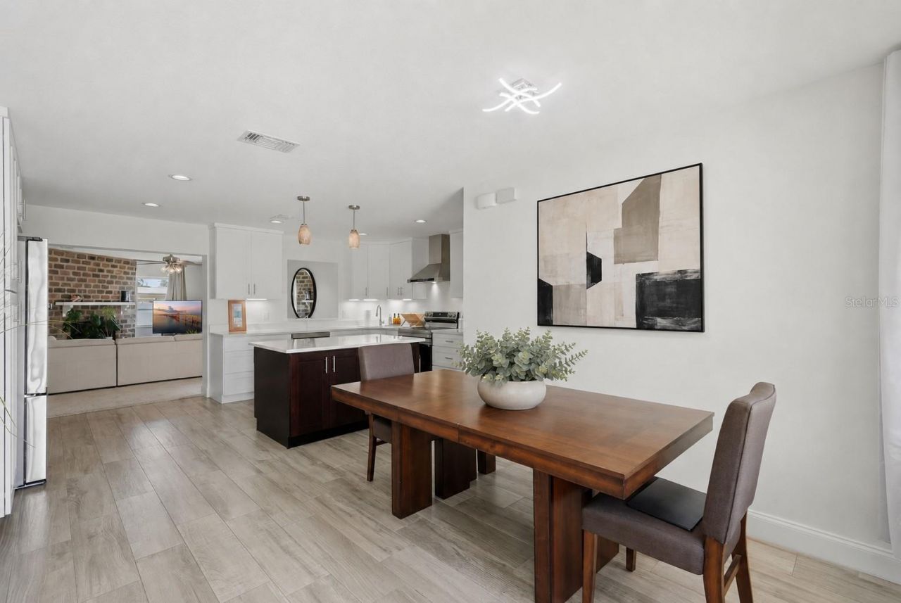 4145 Harrisburg Street Ne, Saint Petersburg, FL 33703 Photo