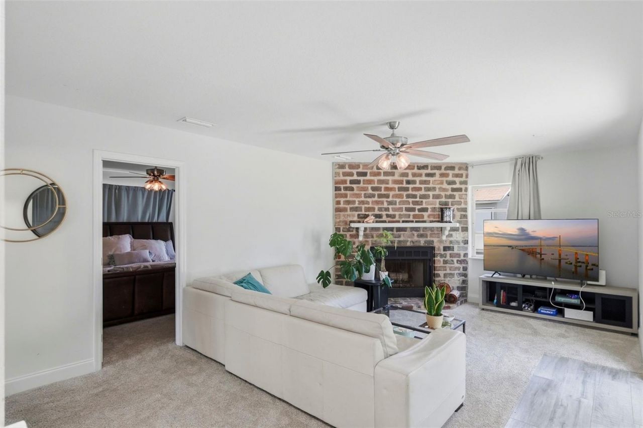 4145 Harrisburg Street Ne, Saint Petersburg, FL 33703 Photo