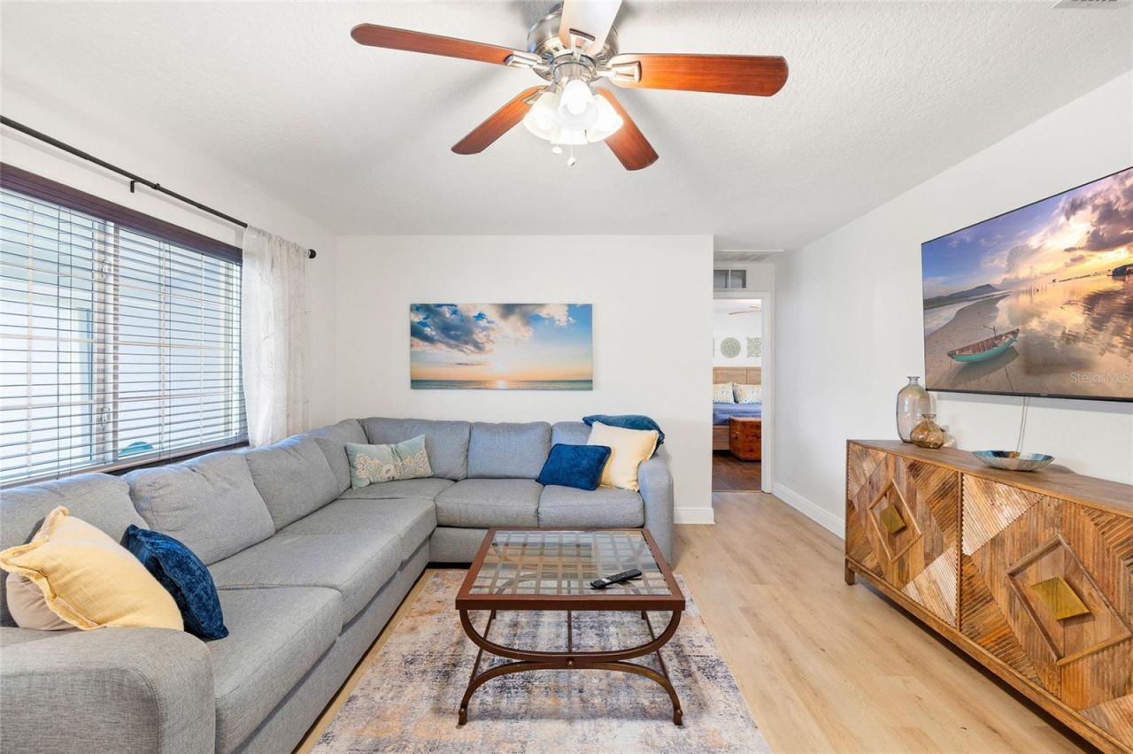 6398 Woodland Boulevard N, Pinellas Park, FL 33781 Photo