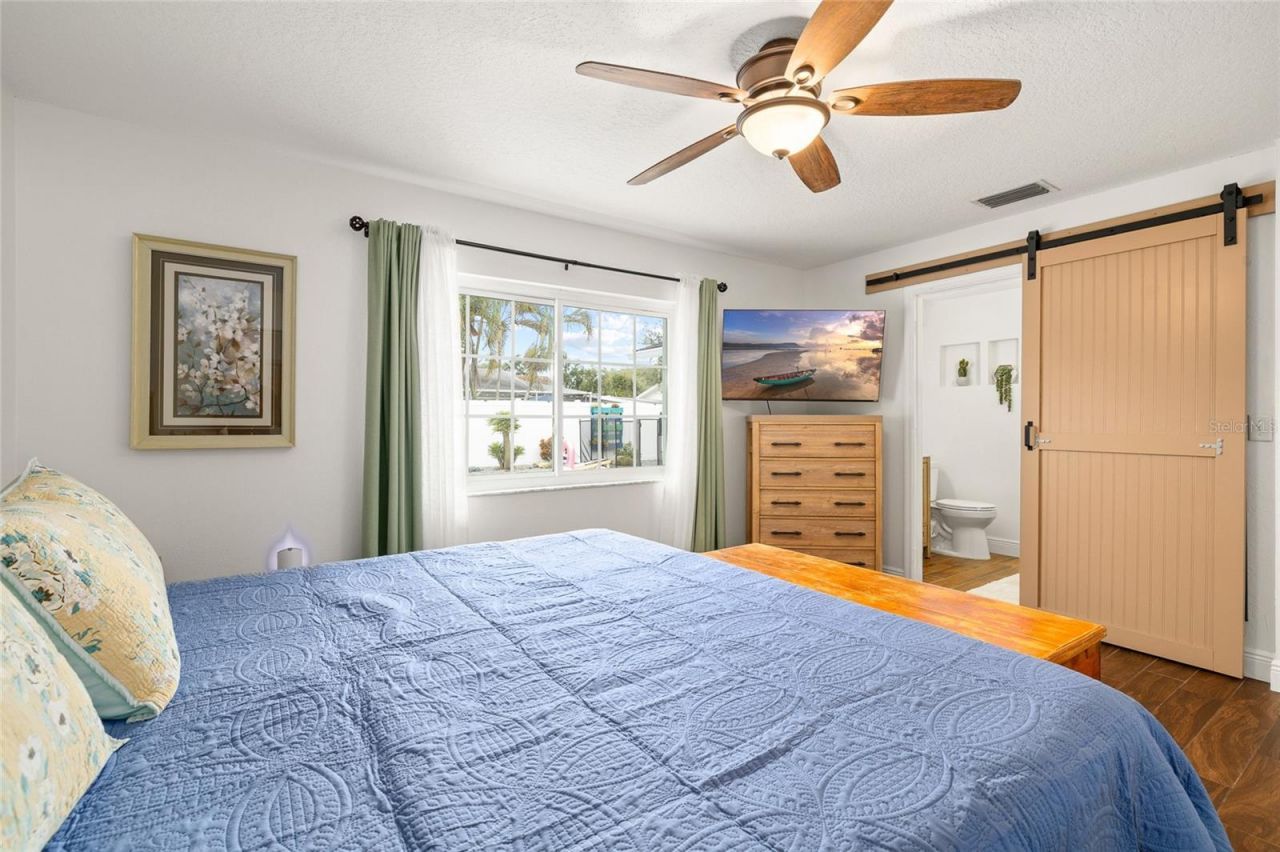 6398 Woodland Boulevard N, Pinellas Park, FL 33781 Photo