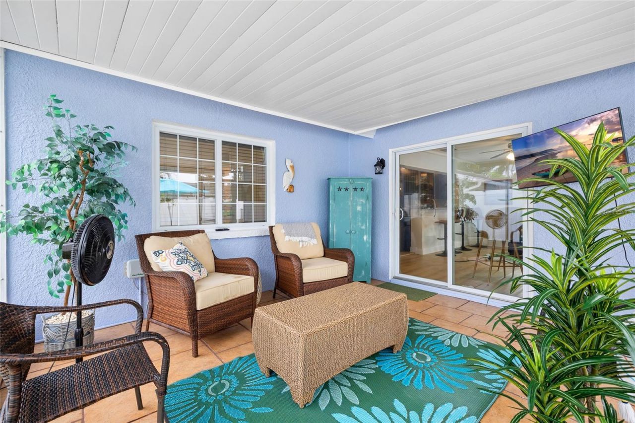 6398 Woodland Boulevard N, Pinellas Park, FL 33781 Photo