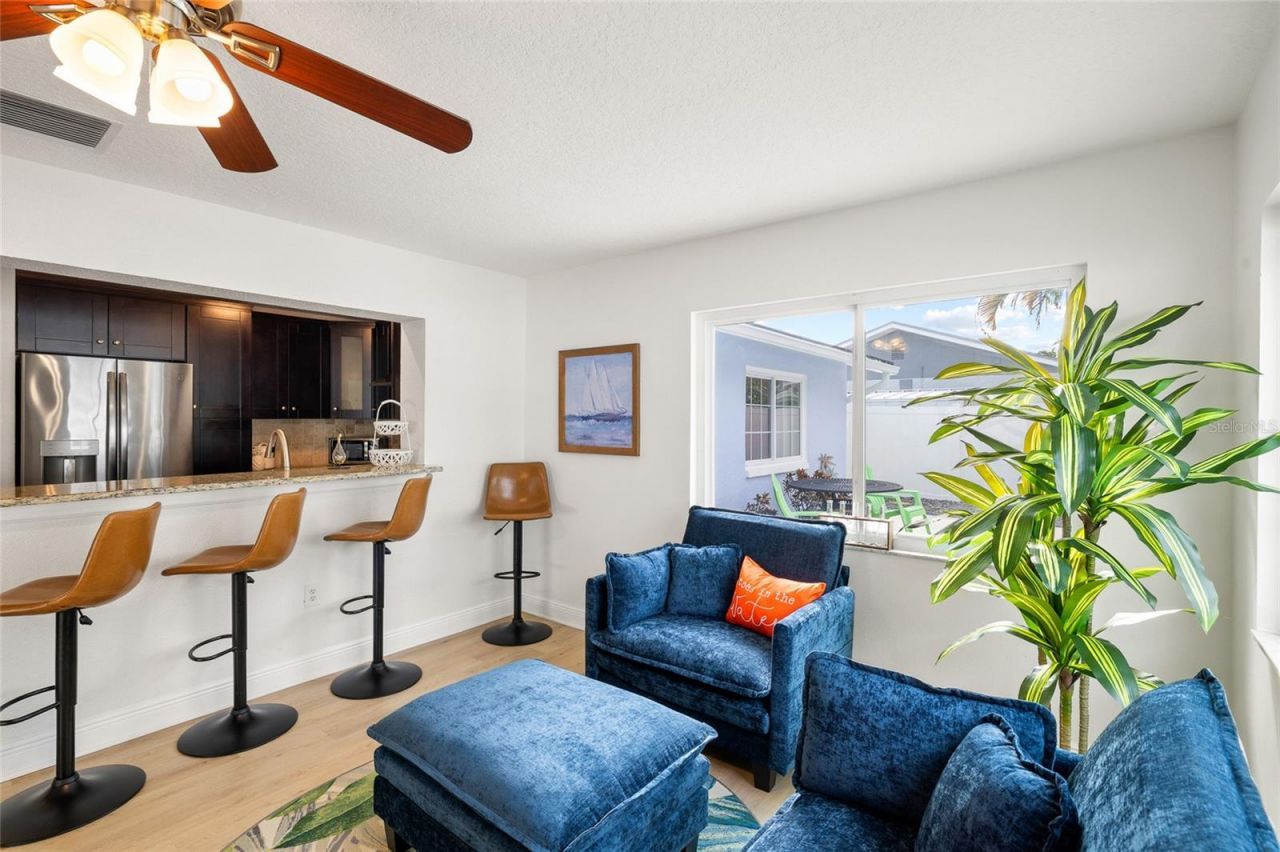 6398 Woodland Boulevard N, Pinellas Park, FL 33781 Photo
