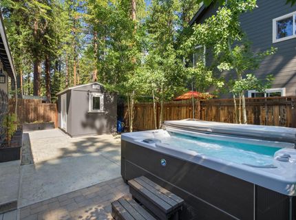 2675 Hillcrest Avenue, Tahoe City, CA 96145 Photo