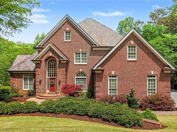 1645 Misty Oaks Drive, Atlanta, GA 30350
