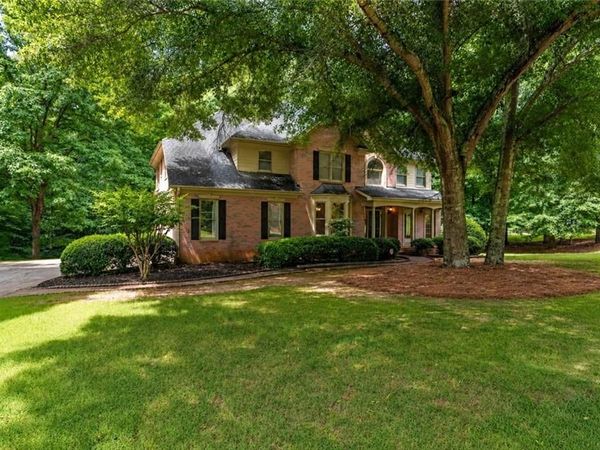 428 Morgan Falls Chase, Canton, GA 30114