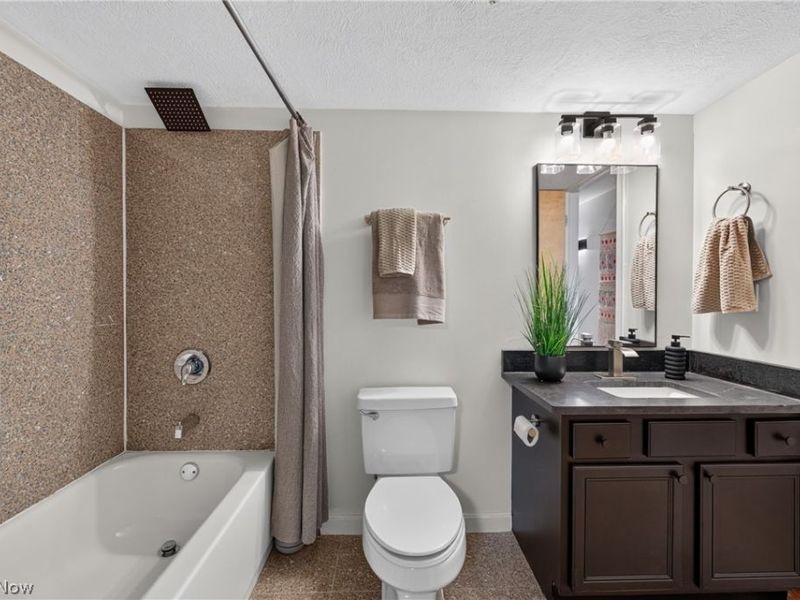 2222 Detroit Avenue, Unit 417, Cleveland, OH 44113 Photo 19
