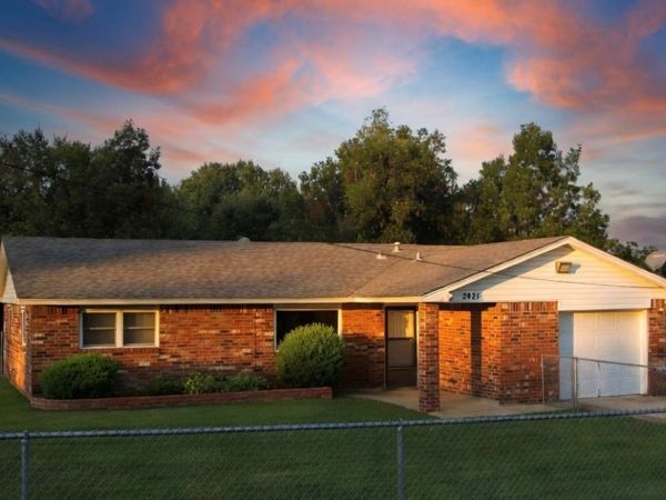 2021 N Draper Avenue, Choctaw, OK 73020