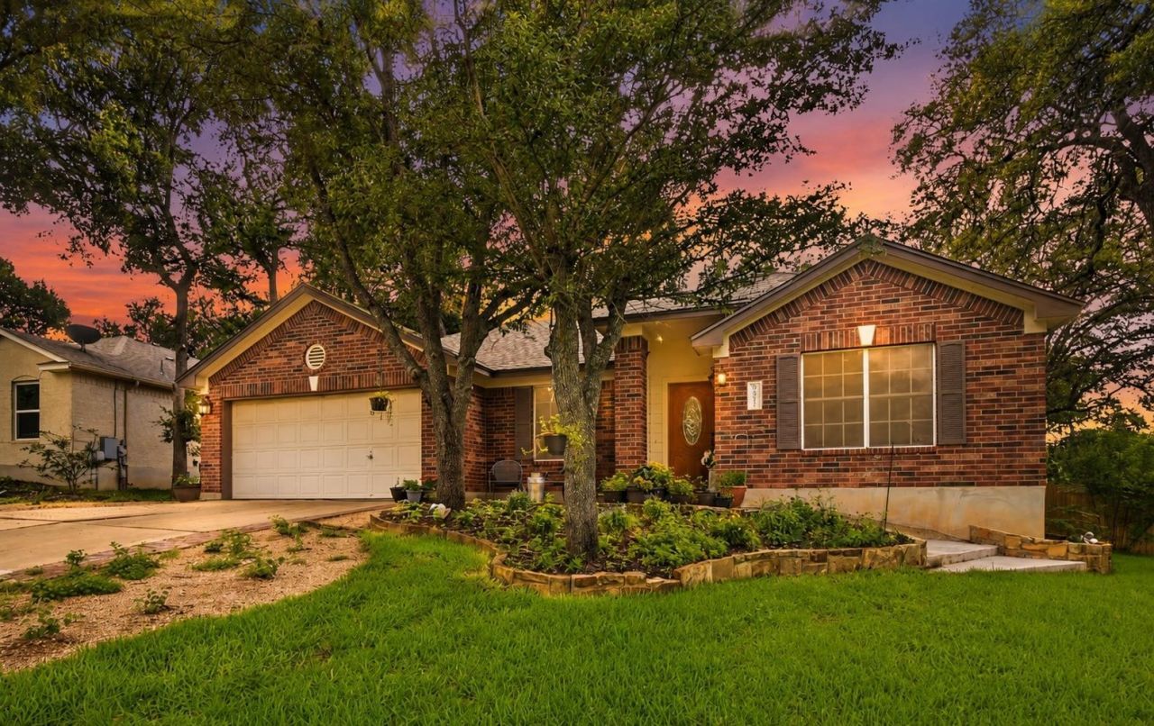 5907 Marchmont Ln, Austin, TX 78749 Main Photo