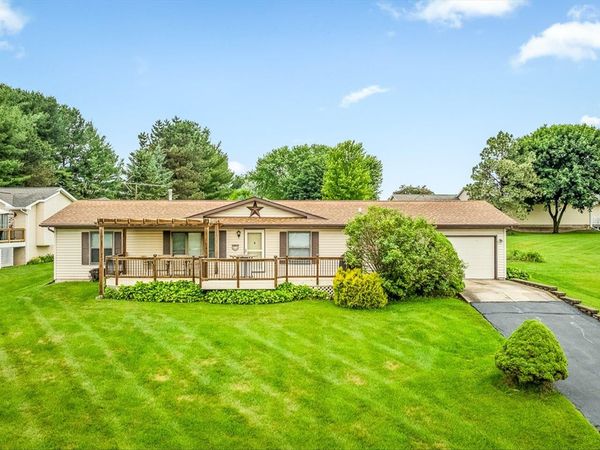 63 delbourne Drive, LAKE SUMMERSET, IL 61019