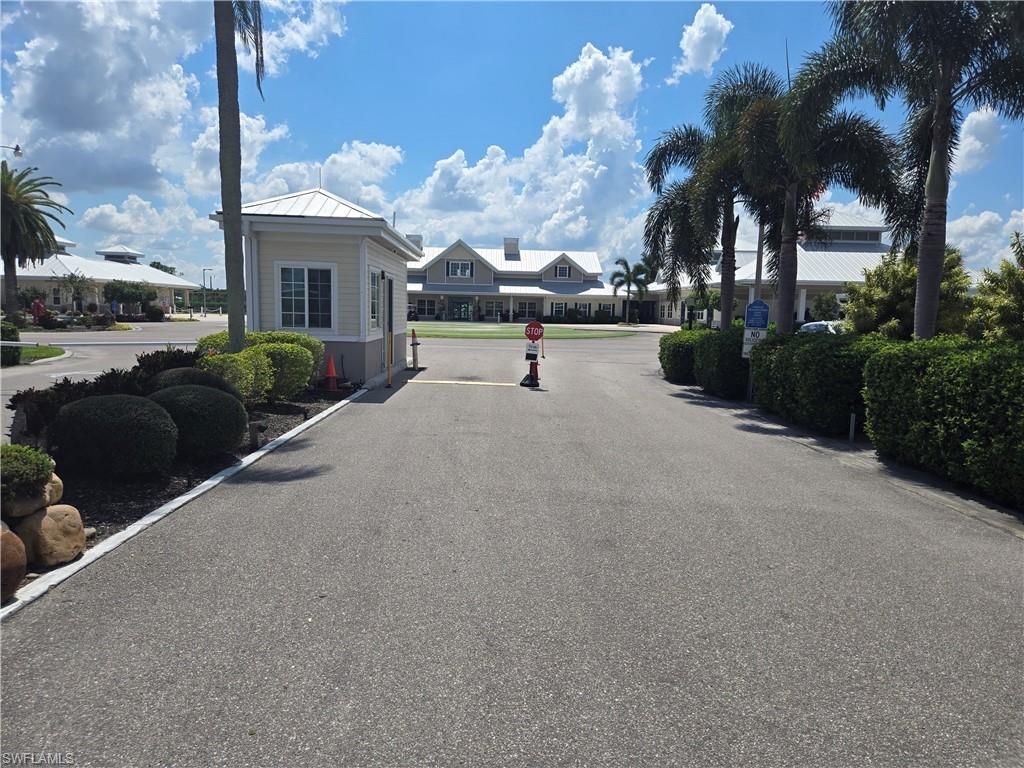 335 Nicklaus Blvd, North Fort Myers, FL 33903 Photo