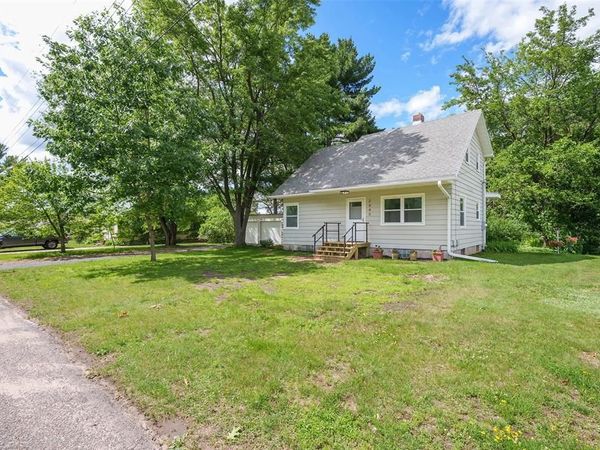 2440 LaSalle Street, Eau Claire, WI 54703