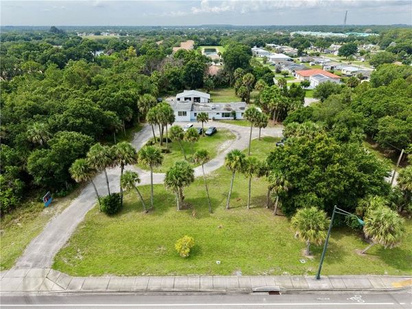 7775 20th Street, Vero Beach, FL 32966