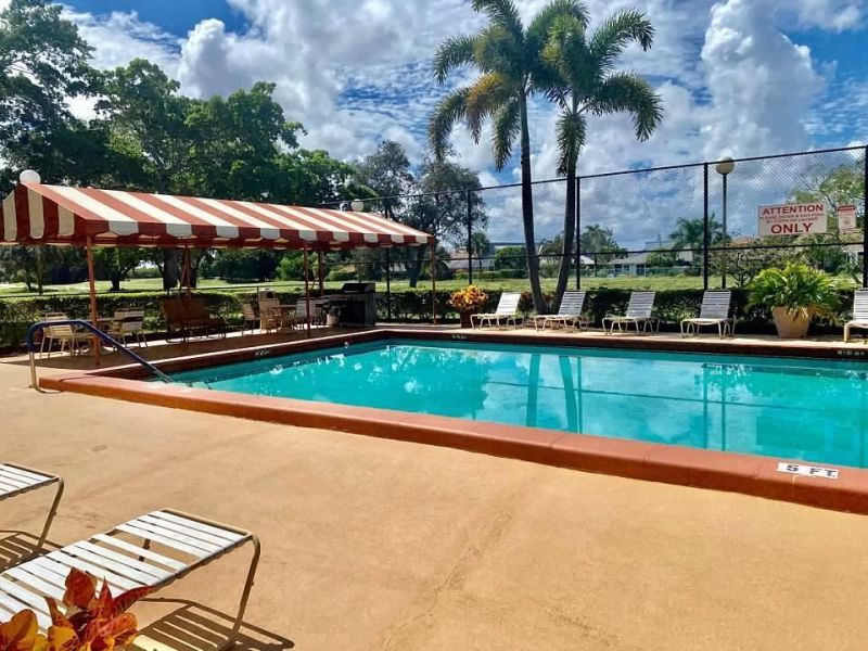 6461 NW 2nd Avenue, Unit 409, Boca Raton, FL 33487 Photo