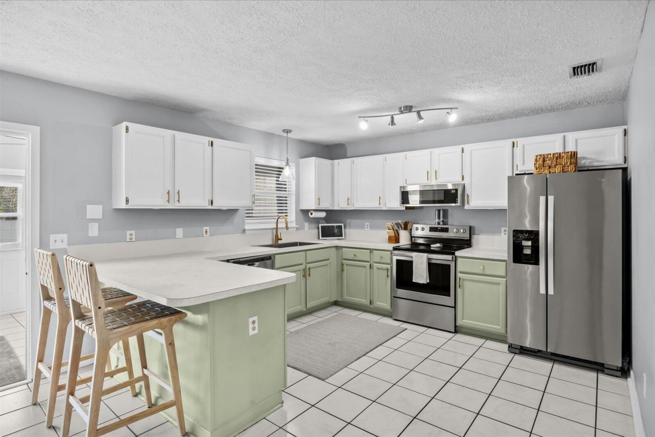 2920 SE Cypress Street, Stuart, FL 34997 Photo
