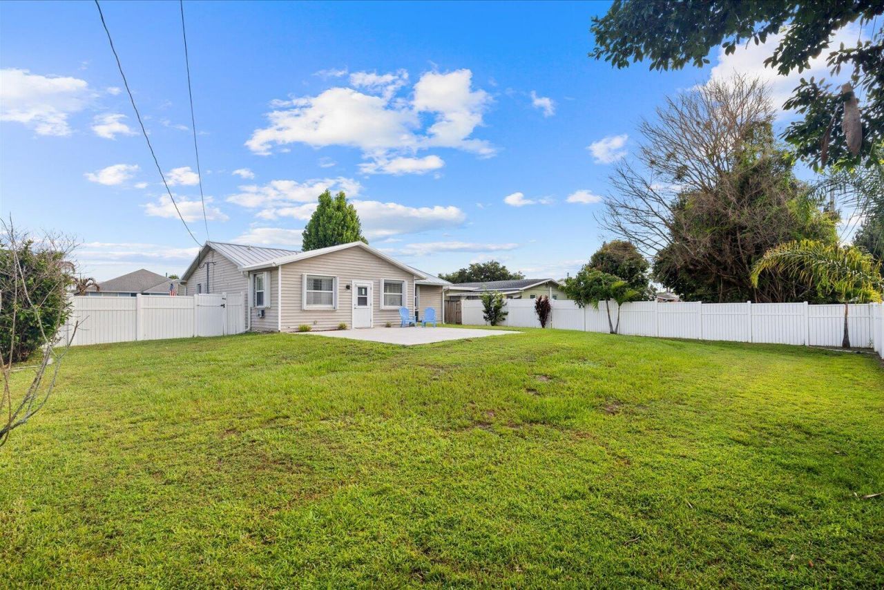 2920 SE Cypress Street, Stuart, FL 34997 Photo