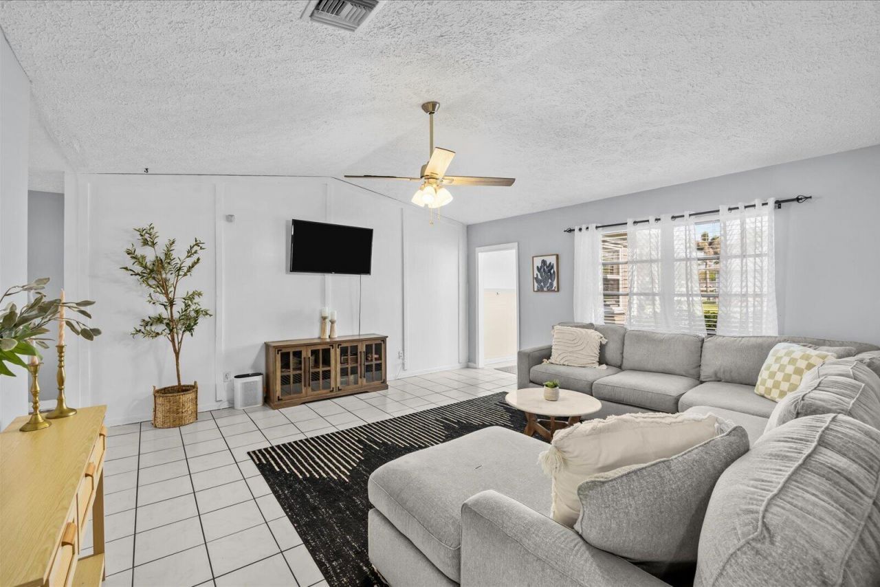 2920 SE Cypress Street, Stuart, FL 34997 Photo
